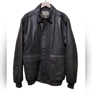 L.L. Bean Vintage Leather (1990s) Goatskin Bomber Flight Jacket Size Lar…